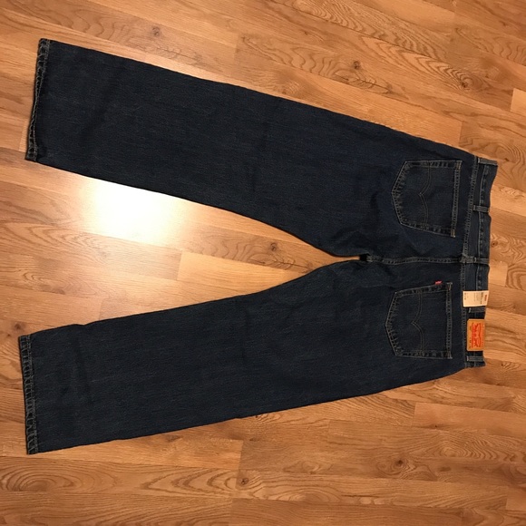 42x32 levi 505 regulars NWT - Picture 3 of 5